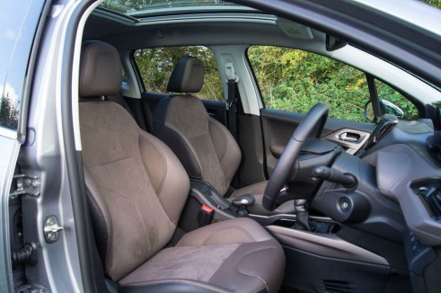 Peugeot 2008 Review - Front Seats - carwitter