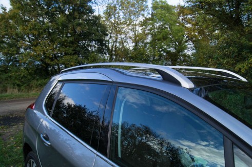 Peugeot 2008 Review - Roof Bars - carwitter