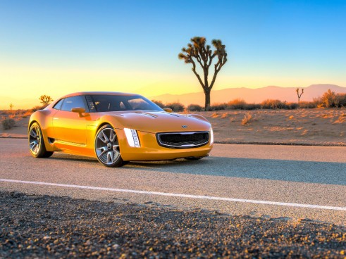Kia GT4 Stinger front right - carwitter