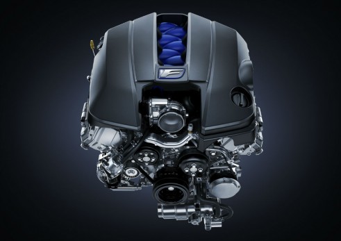 Lexus RC F engine - carwitter
