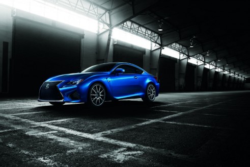 Lexus RC F side - carwitter
