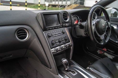 Litchfield Nissan GT-R Stage 4 - Dashboard - carwitter