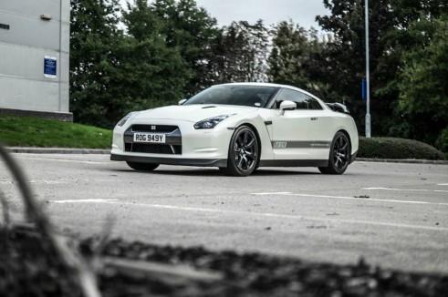 Litchfield Nissan GT-R Stage 4 - Front Angle Low - carwitter