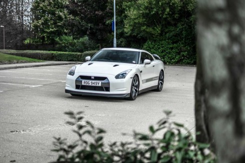 Litchfield Nissan GT-R Stage 4 - Front Angle Scene - carwitter