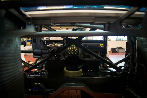 Nissan GT-R GT3 JRM - Through Car Roll Cage - carwitter
