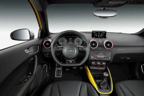 Audi S1 Dash - carwitter