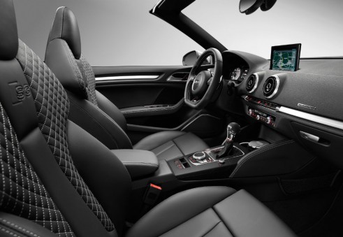 Audi S3 interior - carwitter