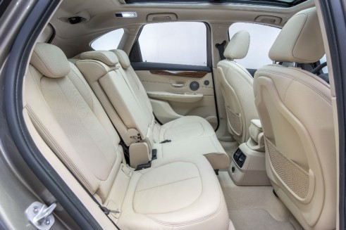 BMW 2-series Active Tourer interior 2 - carwitter