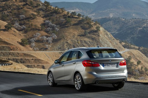 BMW 2-series Active Tourer rear 2 - carwitter