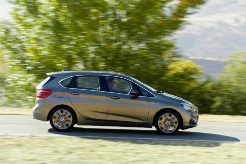 BMW 2-series Active Tourer side - carwitter