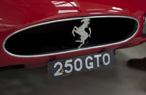 Ferrari 250GTO front - Carwitter-w1024