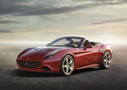 Ferrari California T - Front Angle - carwitter