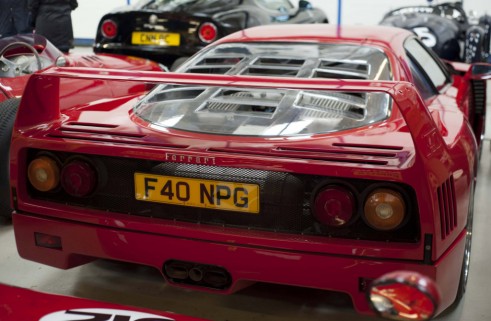 Ferrari F40 rear Carwitter-w1024