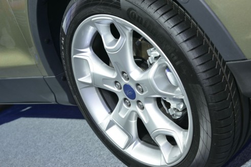 Ford Kuga Alloy Wheel - carwitter