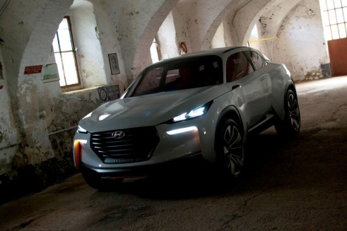 Hyundai Intrado  - carwitter