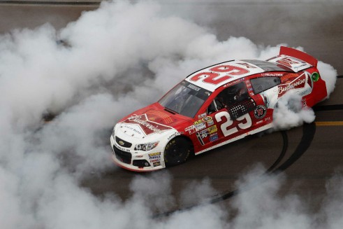 Nascar Action Number 29 Burnout - carwitter