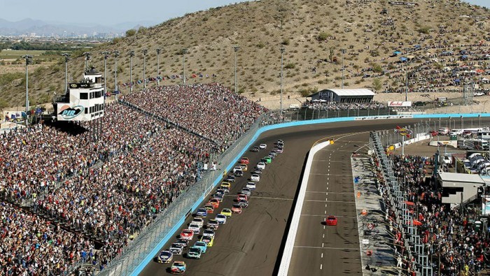 Phoenix-NASCAR-Sprint-Cup-Series-carwitter