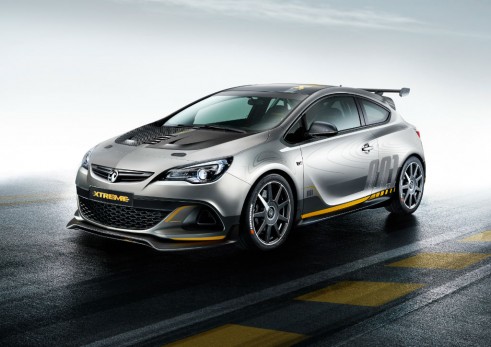 Vauxhall Astra EXTREME front - carwitter