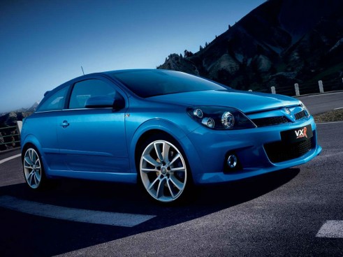 Vauxhall-Astra-VXR-Front-carwitter