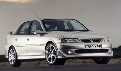 Vauxhall Vectra GSi - Front - carwitter