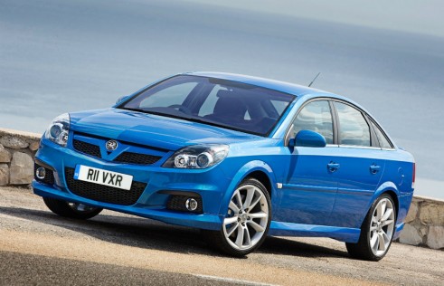 Vauxhall Vectra VXR - Front - carwitter
