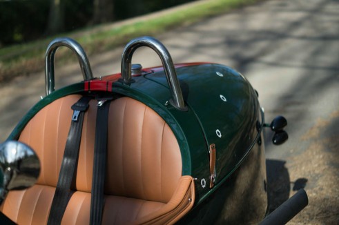 2014 Morgan 3 Wheeler Review - Roll Hoops Bars - carwitter