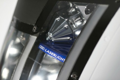 Audi R18 launch light - carwitter