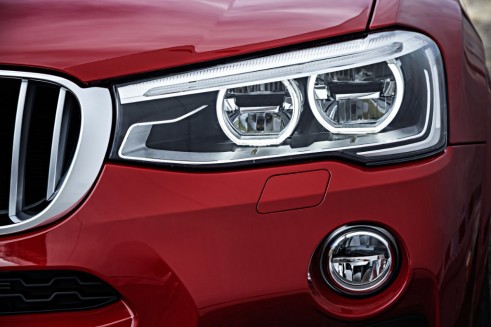 BMW X4 headlight - carwitter