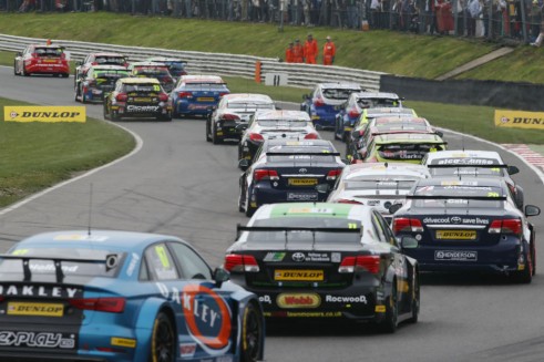 BTCC 2014 - Brands Hatch Indy - Green Flag Lap - carwitter