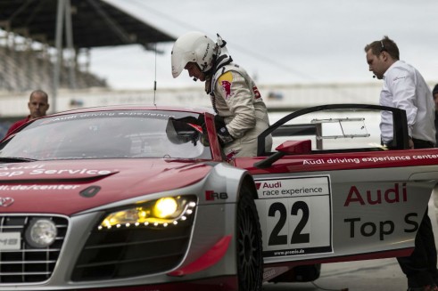 Felix Baumgartner Audi R8 LMS GT3 Nurburgring 24 Hours 2014 - Entering Car - carwitter
