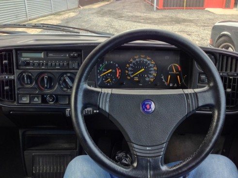 Great Escape Classic Car Hire - Saab Steering Wheel