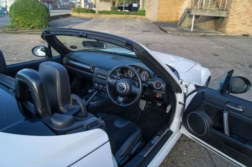 Jota Mazda MX5 GT Review - Dashboard - carwitter