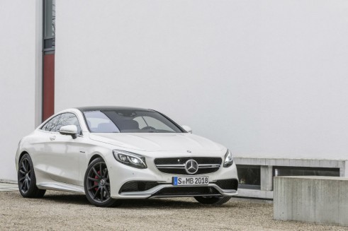 Mercedes-Benz S 63 AMG Coupé - Front - carwitter