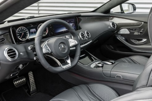 Mercedes-Benz S 63 AMG Coupé - Interior - carwitter