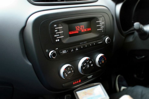 2014 Kia Soul - Center Console - carwitter