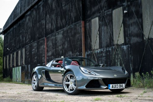 2014 Lotus Exige Roadster - Front Angle - carwitter