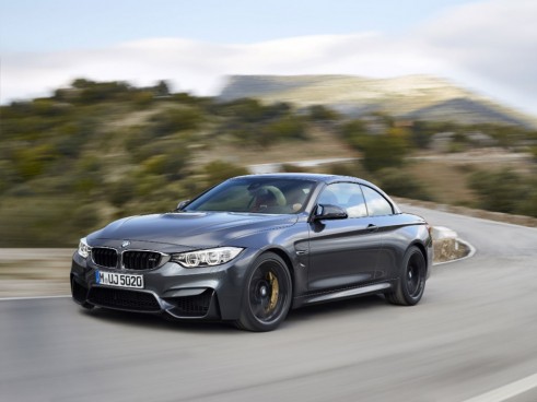 BMW M4 convertible front 3 - carwitter