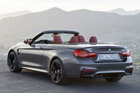 BMW M4 convertible rear 3 - carwitter