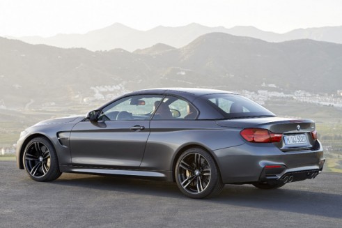 BMW M4 convertible rear 4 - carwitter