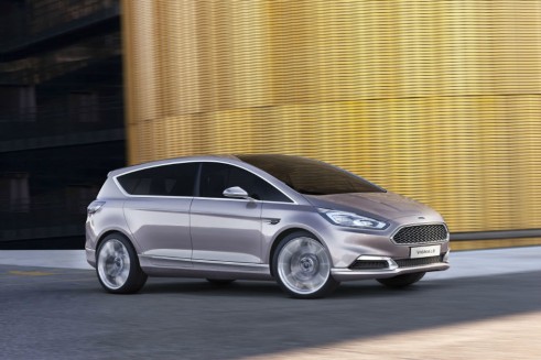 Ford S-Max Vignale front  - carwitter