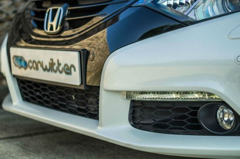 Honda Civic Tourer Review - Close Up LED's - carwitter