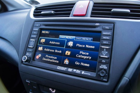 Honda Civic Tourer Review - Sat Nav - carwitter
