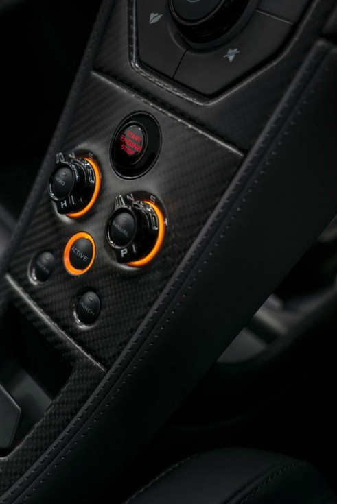 McLaren Special Operations MSO 650S Coupe Concept - Centre Console - carwitter