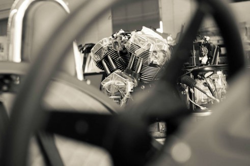 Morgan Factory Visit Tour - 3 Wheeler Engine Arty - carwitter