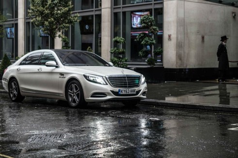 2014 Mercedes S Class Review - Front Hotel - carwitter