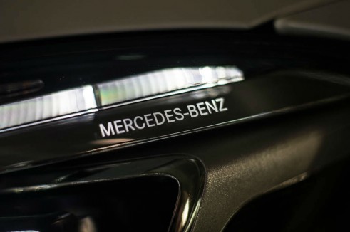2014 Mercedes S Class Review - Headlight Detail 2 - carwitter