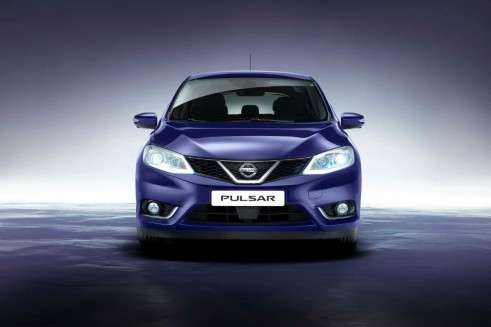 2014 Nissan Pulsar - Front - carwitter