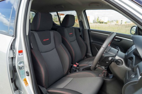 2014 Suzuki Swift Sport Review - Front Seats - carwitter