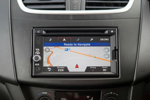 2014 Suzuki Swift Sport Review - Infotainment Sat Nav - carwitter