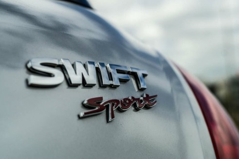 2014 Suzuki Swift Sport Review - Rear Badge - carwitter